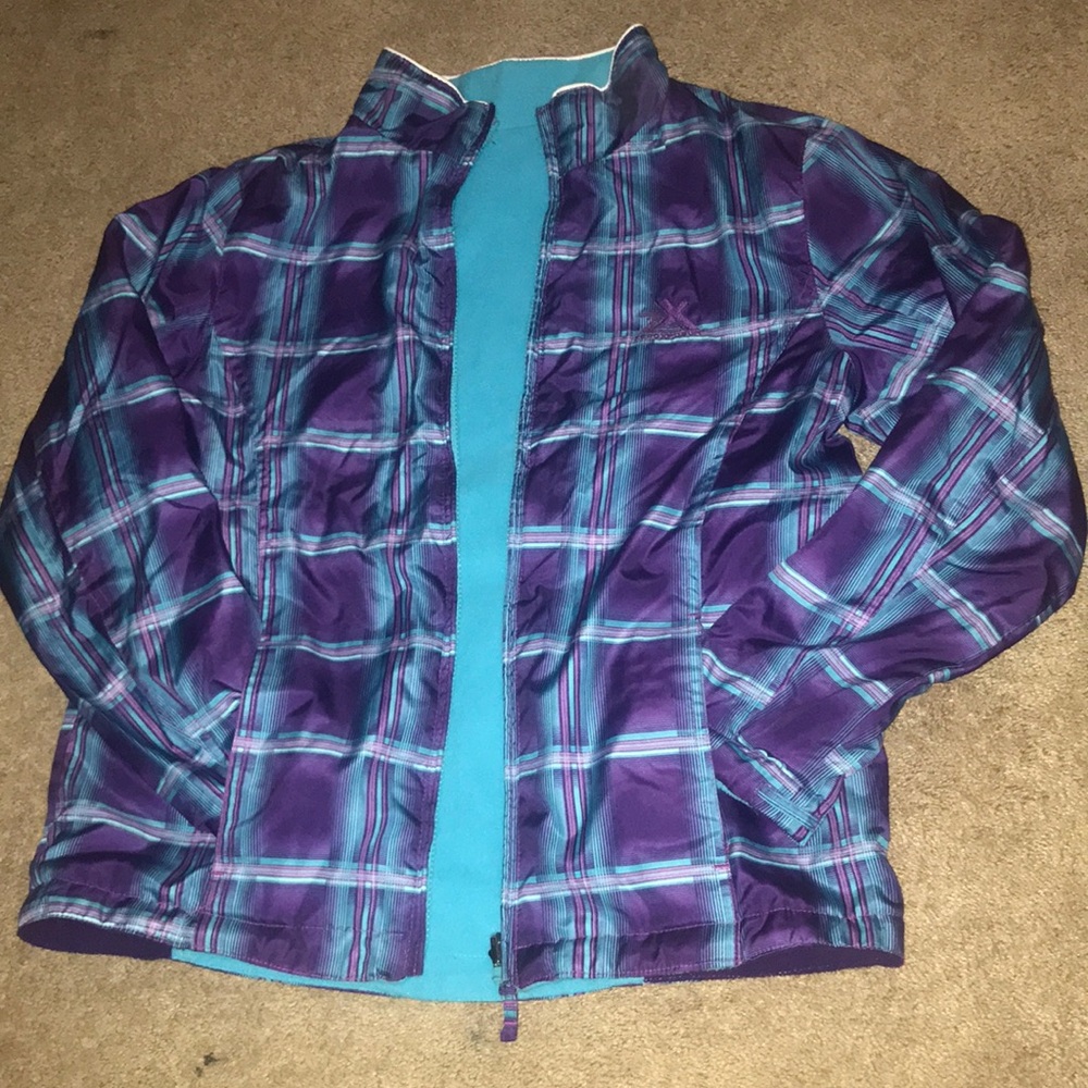 Reversible Girls sz XL/16 purple and teal fleece coat with pockets on both sides